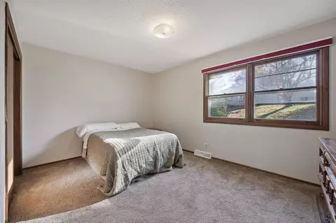 2117 Northgate Dr NE, Cedar Rapids, IA 52402 photo 16