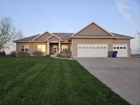 1297 Elder Ridge Rd, West Liberty, IA 52776