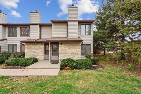 1142 Mormon Trek Blvd, Iowa City, IA 52246