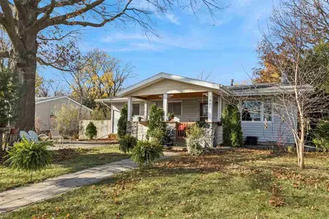 1401 Spruce St, Iowa City, IA 52240