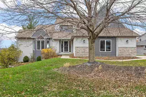200 Auburn Hills Dr, Coralville, IA 52241