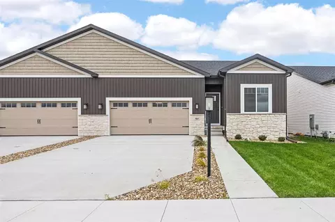 907 Eisenhower Blvd, North Liberty, IA 52317