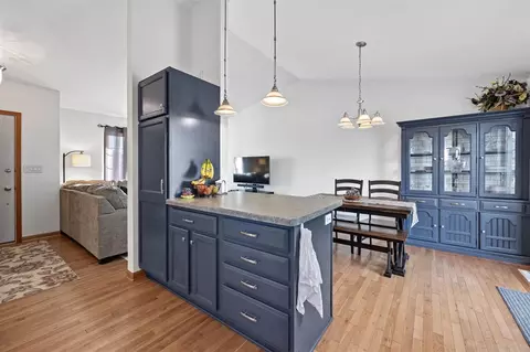 Kitchen - 1780 North Dr, Ely, IA 52227 photo 3 of 4