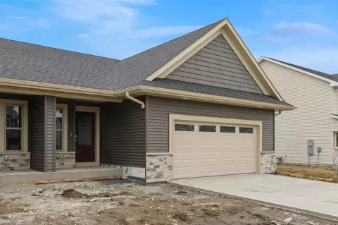 782 Clark Ave, North Liberty, IA 52317