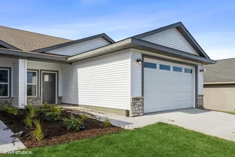 798 Clark Ave, North Liberty, IA 52317