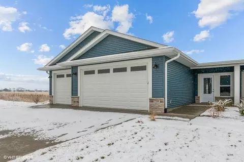 2185 Oak Terrace Ave, North Liberty, IA 52317