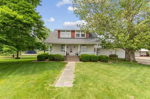 2915 Underwood Ave, Crawfordsville, IA 52621