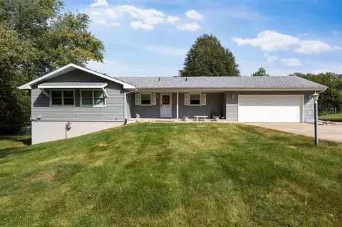 3864 Martin Ln NE, Iowa City, IA 52240