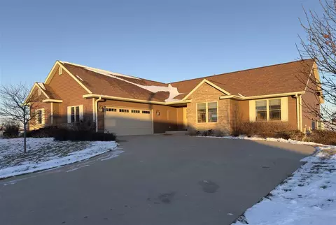 Exterior - 189 Kenton Way, Williamsburg, IA 52361 photo 1 of 7