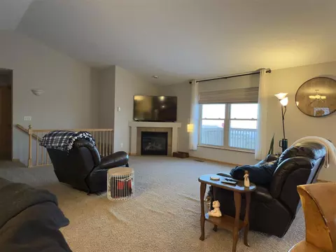 Living - 189 Kenton Way, Williamsburg, IA 52361 photo 1 of 2