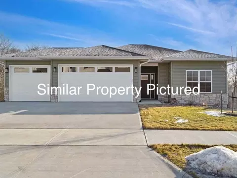 1359 Frontier Loop, Iowa City, IA 52240