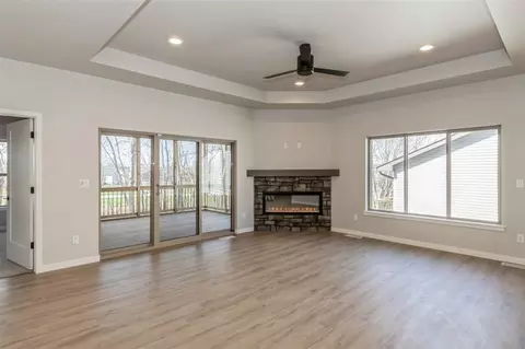 1060 Switchgrass Ln, Ely, IA 52227 photo 5