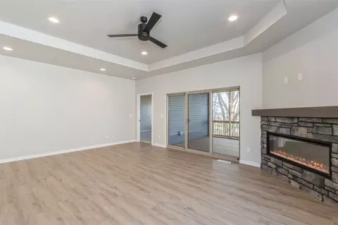 1060 Switchgrass Ln, Ely, IA 52227 photo 8