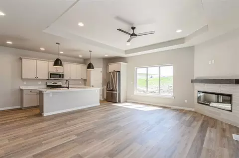 1090 Switchgrass Ln, Ely, IA 52227 photo 7