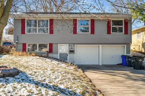 533 35th St SE, Cedar Rapids, IA 52403