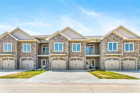 2883 Blue Sage Dr UNIT C, Coralville, IA 52241