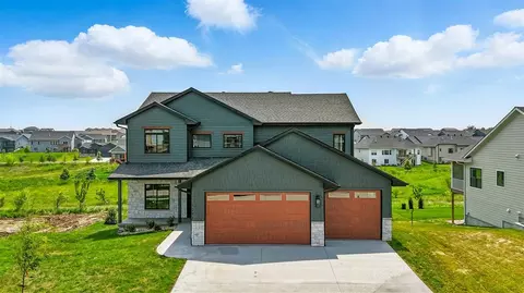 1291 Osage Ln, North Liberty, IA 52317