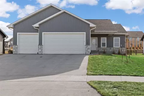 1265 Ogden Ln, North Liberty, IA 52317