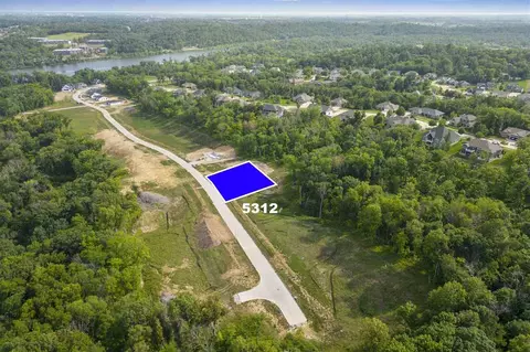 5312 Seminole Valley Trl NE, Cedarrapids, IA 52411