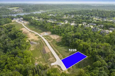 5226 Seminole Valley Trl NE, Cedarrapids, IA 52411