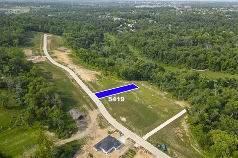 5419 Seminole Valley Trl NE, Cedarrapids, IA 52411
