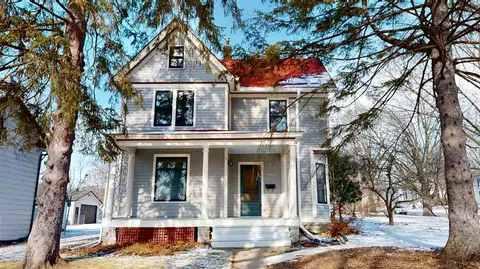 728 Fairchild St, Iowa City, IA 52245