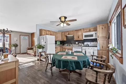 1730 E Ave NW, Cedar Rapids, IA 52405 photo 8