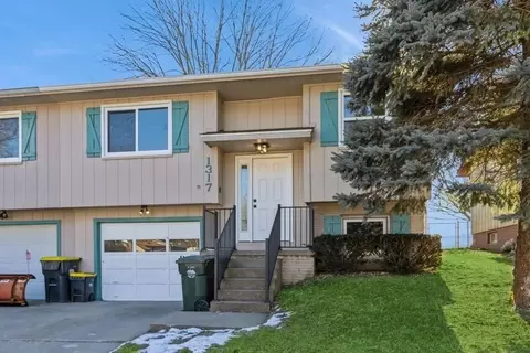 1317 Burns Ave, Iowa City, IA 52240