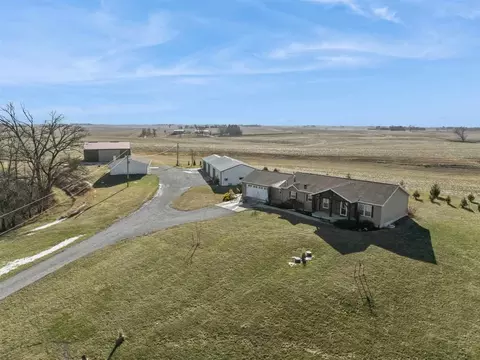 360 250th St, West Branch, IA 52358