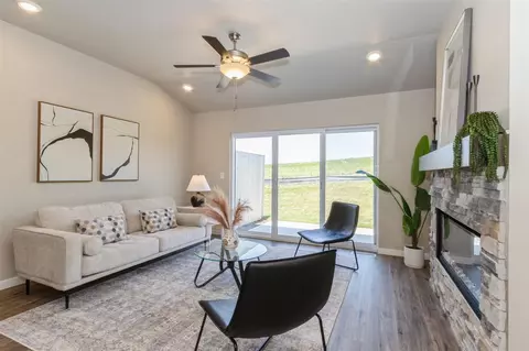 Living - 1035 Switchgrass Ln, Ely, IA 52227 photo 1 of 4