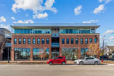 259 N Linn St, Iowa City, IA 52245