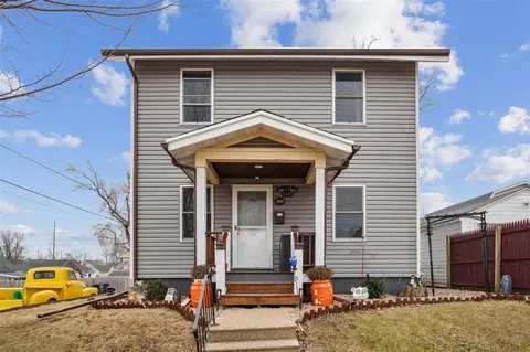 519 NE 30th St, Cedar Rapids, IA 52402
