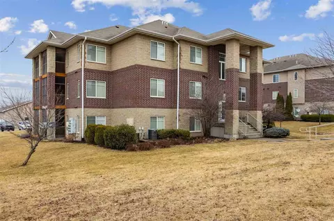 4866 E Court St, Iowa City, IA 52245
