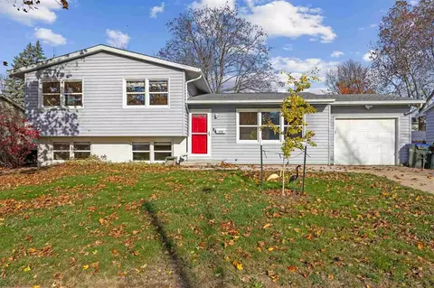 3116 Friendship St, Iowa City, IA 52245