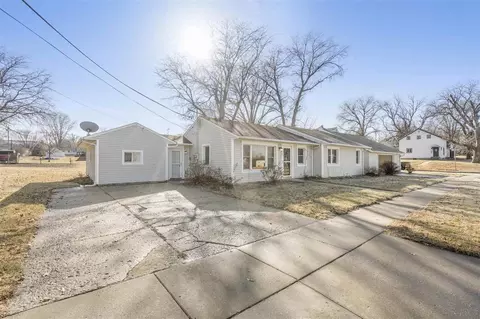 305 North St, Williamsburg, IA 52361
