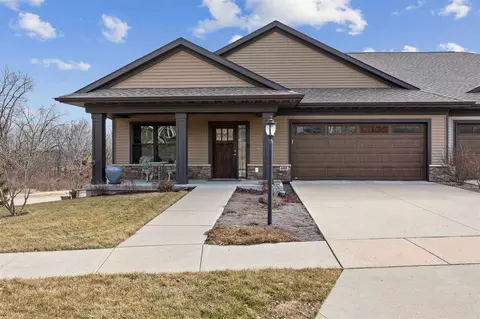 4401 Preston Ln, Iowa City, IA 52246