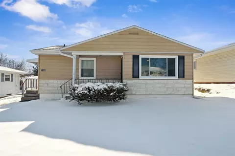 1503 14th Ave SW, Cedar Rapids, IA 52404