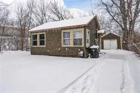 1033 S 7th Ave, Iowa City, IA 52240