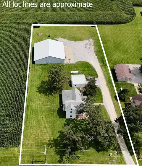 1091 Garfield Ave, West Liberty, IA 52776