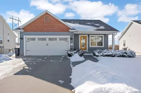 625 Moose Dr NW, Cedar Rapids, IA 52405 photo 3