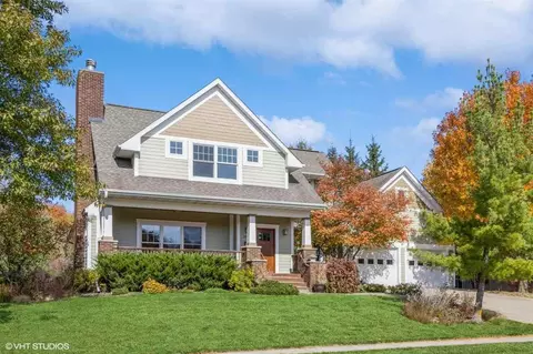 2822 Hickory Trl, Iowa City, IA 52245