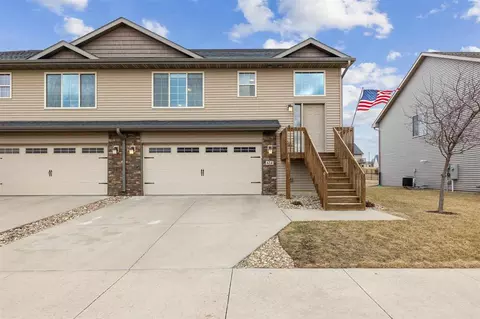 624 Doe Ave, Tiffin, IA 52340
