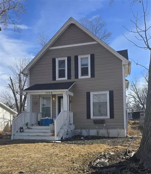 1158 28th St SE, Cedar Rapids, IA 52403