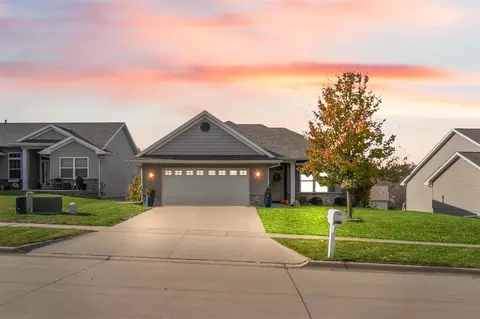 2470 Biltmore Ln, Coralville, IA 52241