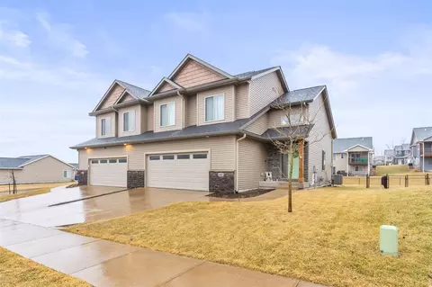 603 Doe Ave, Tiffin, IA 52340