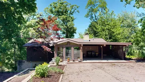 612 W Park Rd, Iowa City, IA 52246