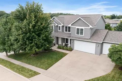 983 Meadowlark Dr, Iowa City, IA 52246