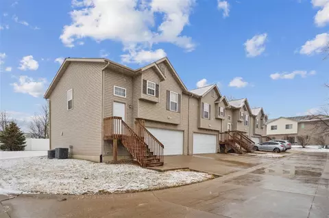 160 Jefferson Ln, North Liberty, IA 52317
