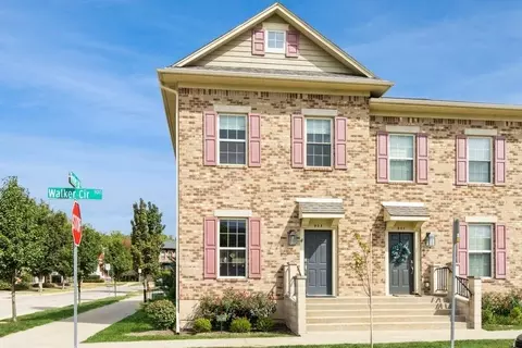 903 Walker Cir, Iowa City, IA 52245