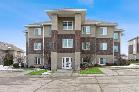 267 S Taft Ave, Iowa City, IA 52245